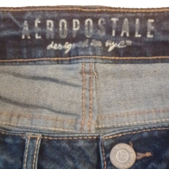 Aeropostale distressed cutoff shorts size 4. Good used condition. Supercute!! - Picture 4 of 6